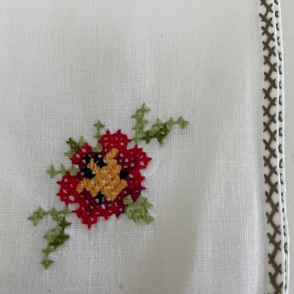 Hand Crafted Set of Six 10" Napkins Cross Stitch Floral Print Cream Green Sz OS - Picture 3 of 7
